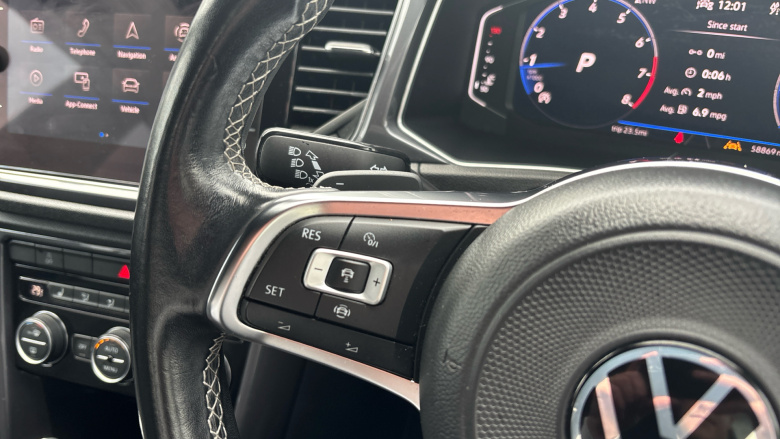 Volkswagen T-Roc 2.0 TSI 4MOTION R-Line 5dr DSG Petrol Hatchback